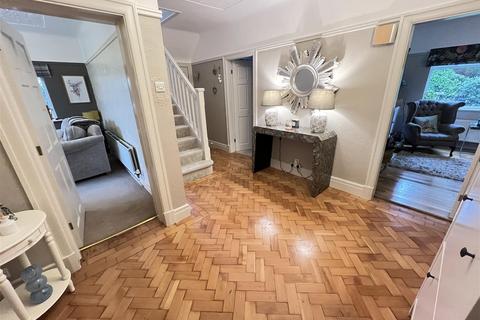 29 Barnston Road, Heswall, Wirral, CH60 2SW