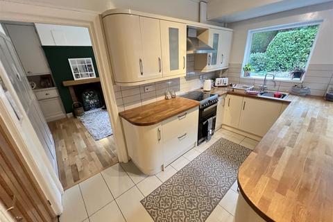 29 Barnston Road, Heswall, Wirral, CH60 2SW