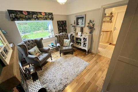 29 Barnston Road, Heswall, Wirral, CH60 2SW
