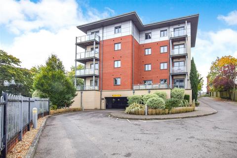 2 bedroom apartment to rent, Farnborough Road, Hampshire GU14