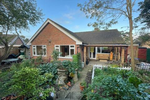 4 bedroom detached house for sale, Newbury,  Berkshire,  RG14