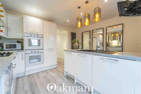 25 Ash Drive, Northfield, Birmingham, B31 5JW