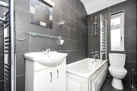 3 Ravenscar Road, Bromley, BR1 5PN