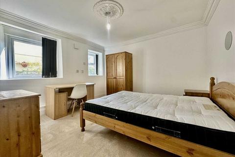 undefined, Evelyn Place, Plymouth