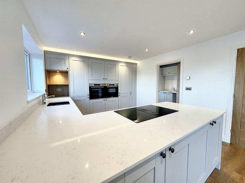 Family Dining Kitchen