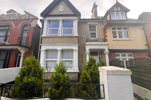 Property to rent, Kilworth Avenue, Southend-on-Sea, Essex, SS1