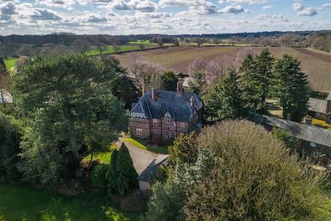 Leisure facility to rent, Rostherne House, Rostherne, Knutsford, Cheshire, WA16 6RY