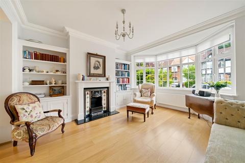 4 bedroom end of terrace house for sale, Michelham Gardens, Twickenham