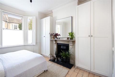 8a Ashenden Road, London, E5 0DP