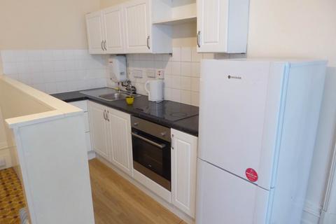 1 bedroom flat to rent, Trinity Street, Huddersfield HD1