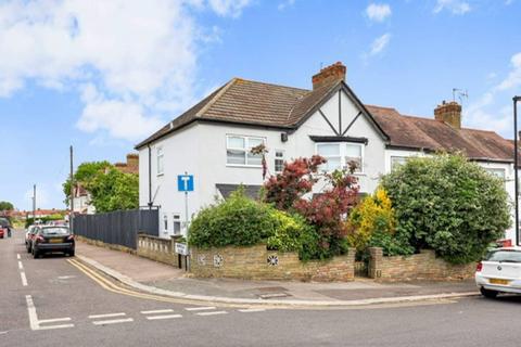 5 bedroom terraced house for sale, Norfolk Avenue, Harringay, London, N13