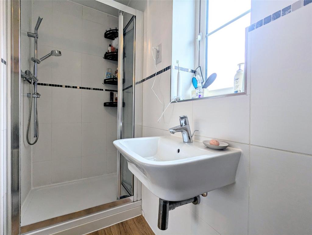 En Suite Shower Room
