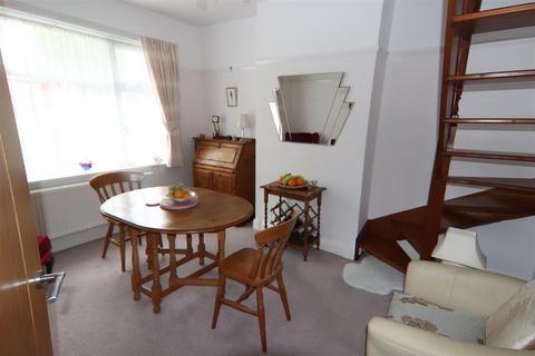 167 Court Road, Orpington, BR6 0PX