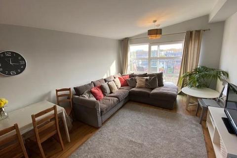 2 bedroom apartment to rent, Montmano Drive, West Didsbury, Manchester