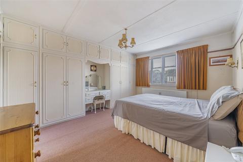 67 Manor Drive, Surbiton, KT5 8NF
