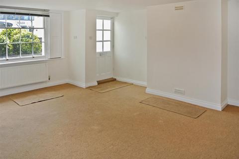 2 bedroom apartment to rent, Holly Walk, Leamington Spa