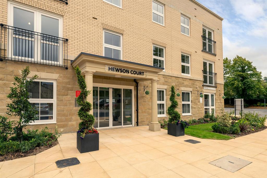 2592 HXH HWS EXT 15.jpg