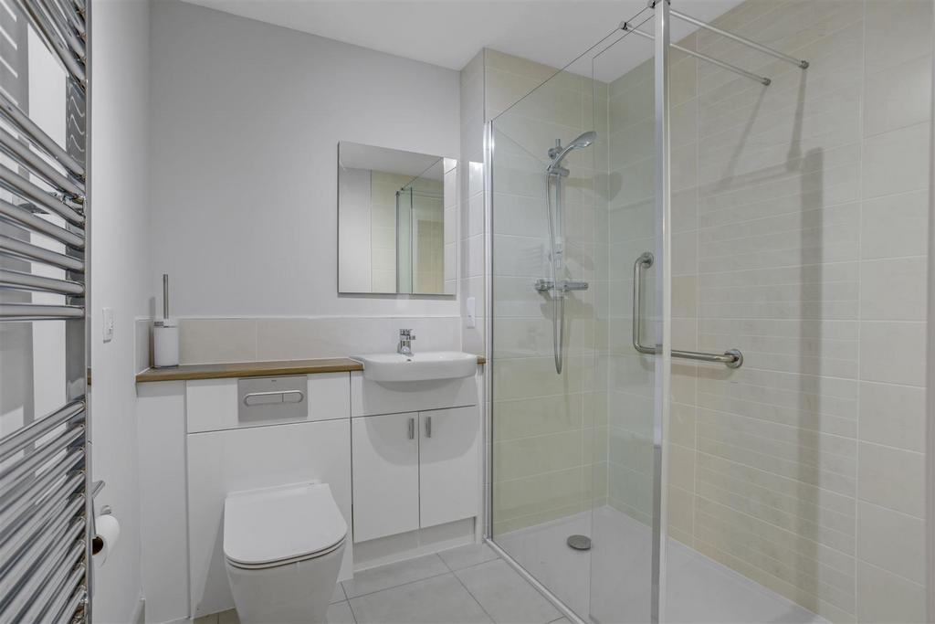 2592 HXH HWS APT 3 (3).jpg