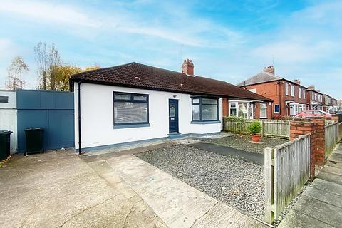 2 bedroom semi-detached bungalow for sale, Larchwood Avenue, Walkerville, Newcastle Upon Tyne