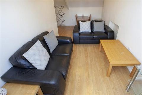 2 bedroom property to rent, Grosvenor Road, Newcastle Upon Tyne