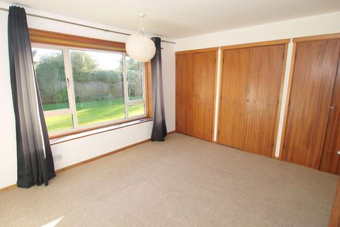 2 bedroom detached bungalow for sale, Colets Orchard, Sevenoaks, TN14