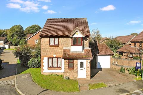 3 bedroom detached house for sale, The Weavers, Maidstone, Kent, ME16