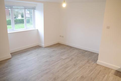 2 bedroom apartment to rent, Lemsford Road, Hatfield