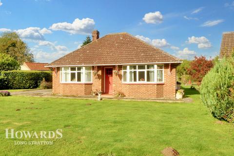 3 bedroom detached bungalow for sale, Mill Road, Hempnall