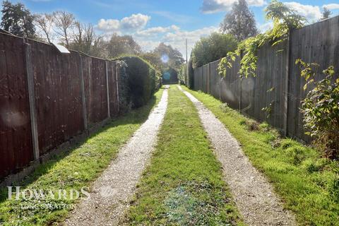 3 bedroom detached bungalow for sale, Mill Road, Hempnall