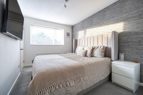 26 Parnall Crescent, Yate, Bristol, BS37 5XT