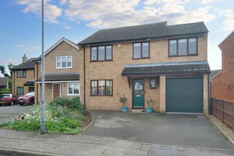 4 bedroom house for sale, Sowerberry Close, Chelmsford CM1