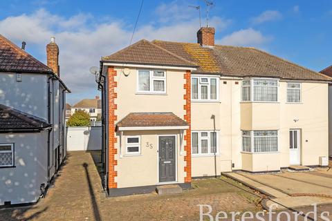 4 bedroom semi-detached house for sale, Eyhurst Avenue, Hornchurch, RM12