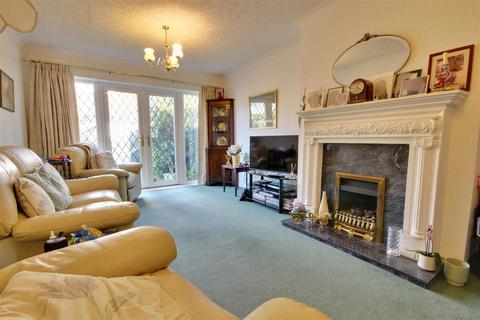 3 bedroom semi-detached bungalow for sale, Scrubwood Lane, Beverley