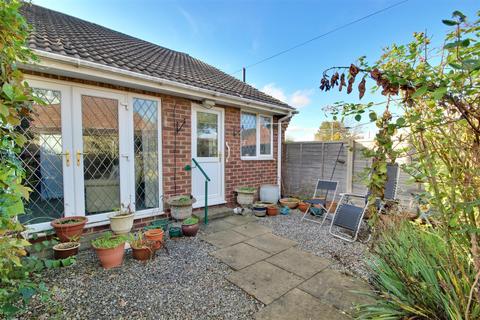 3 bedroom semi-detached bungalow for sale, Scrubwood Lane, Beverley