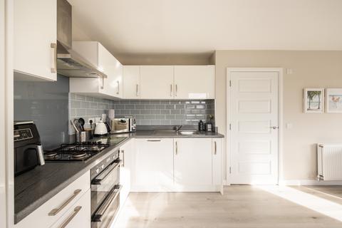 Flat 9, 6 Bowbridge Crescent, Edinburgh, EH17 8UX