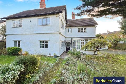 22 Blundell Road, Hightown, Liverpool, L38 9EG