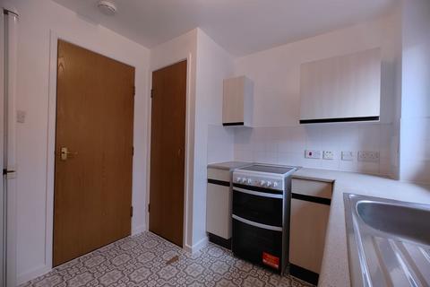 2 bedroom flat to rent, Gylemuir Road, Edinburgh EH12