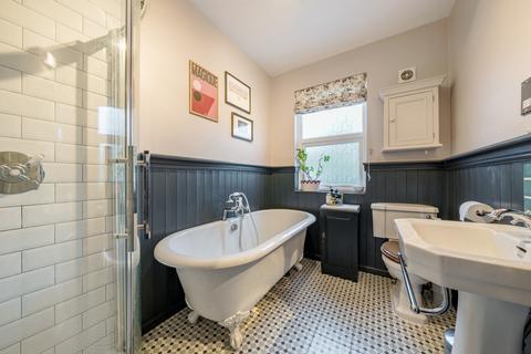 69 Cambridge Road, Teddington, TW11 8DW