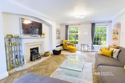 7 Downs Avenue, Epsom, KT18 5HQ