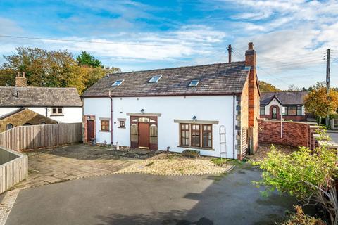 3 bedroom detached house for sale, Lydiate Lane, Chorley PR7