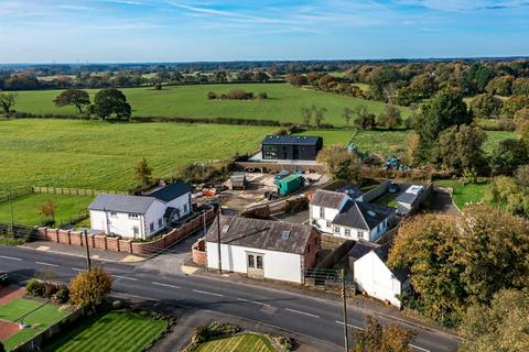 3 bedroom detached house for sale, Lydiate Lane, Chorley PR7