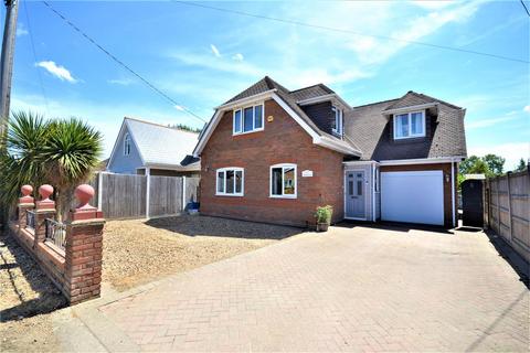Tribelle Beachy Drive, St Lawrence, Southminster, CM0 7NB