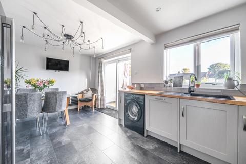 6 Brompton Close, Bristol, BS15 9UX