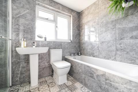 6 Brompton Close, Bristol, BS15 9UX