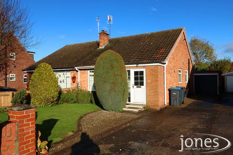 2 bedroom semi-detached bungalow for sale, Dunedin Avenue, Stockton on Tees, TS18  5JH