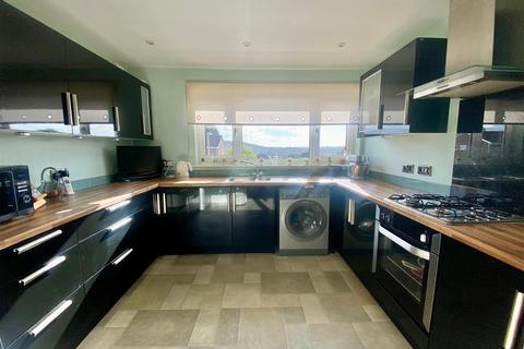 37 Tithe Road, Plymouth, PL7 4QQ