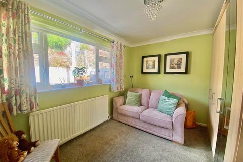 37 Tithe Road, Plymouth, PL7 4QQ