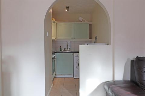 1 bedroom flat for sale, Wilton Road, Redhill