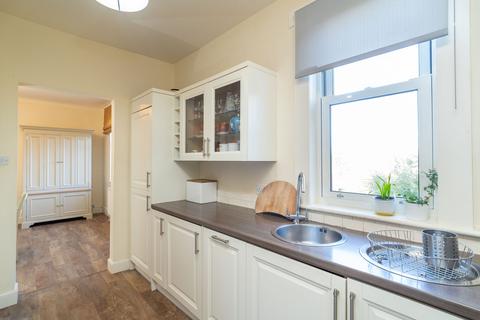21/2 Learmonth Gardens, Edinburgh, EH4 1HA