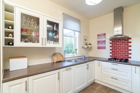 21/2 Learmonth Gardens, Edinburgh, EH4 1HA